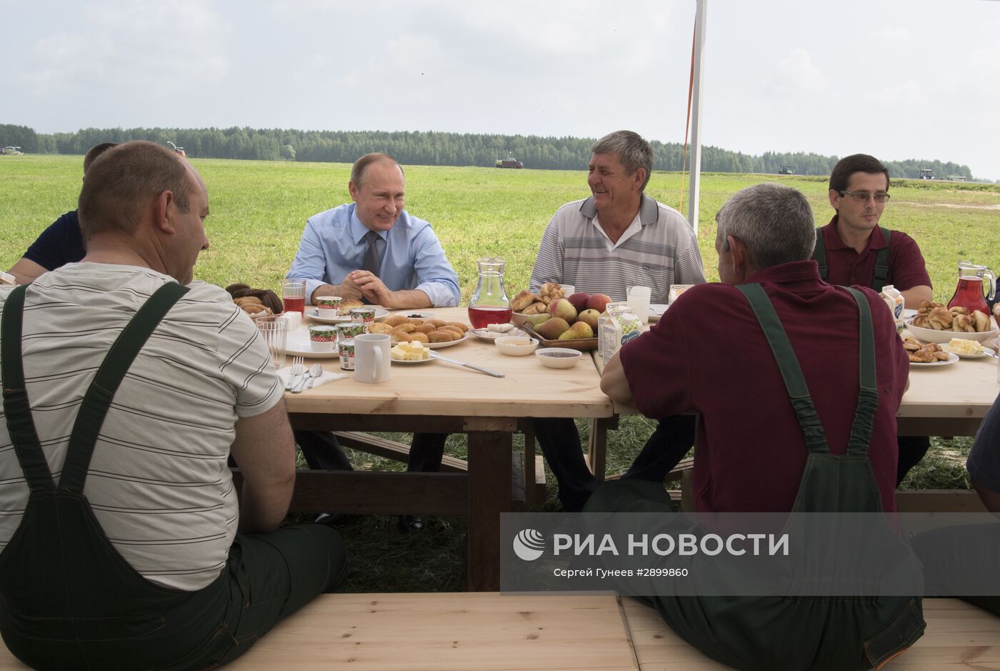 Рабочая поездка президента РФ В. Путина в Тверскую область