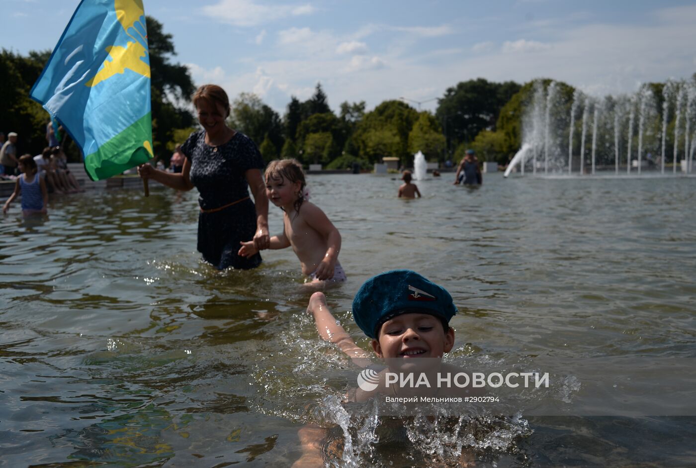 Празднование дня ВДВ в Москве