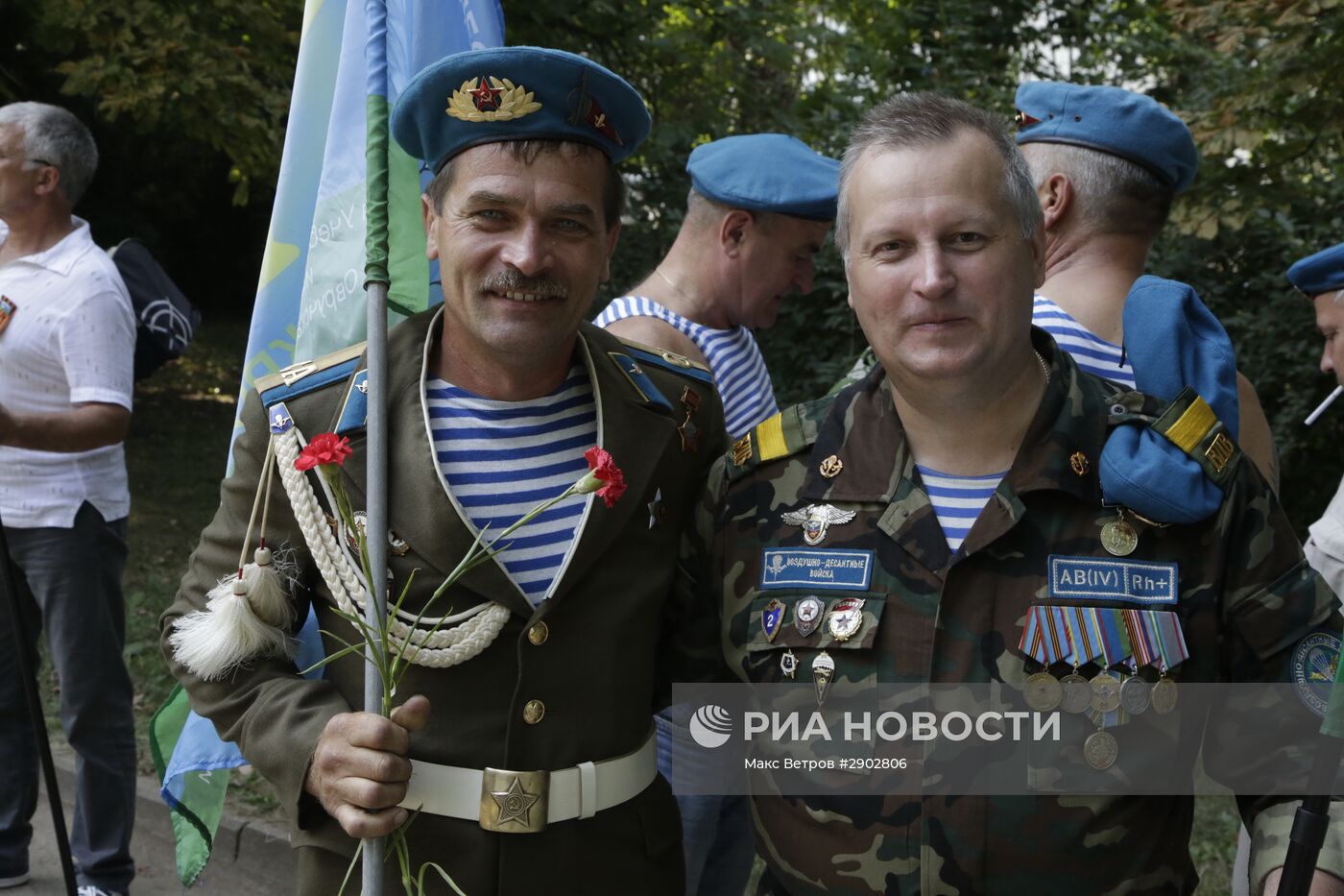 Празднование дня ВДВ в городах России