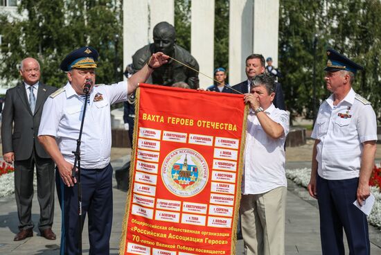 Празднование дня ВДВ в городах России