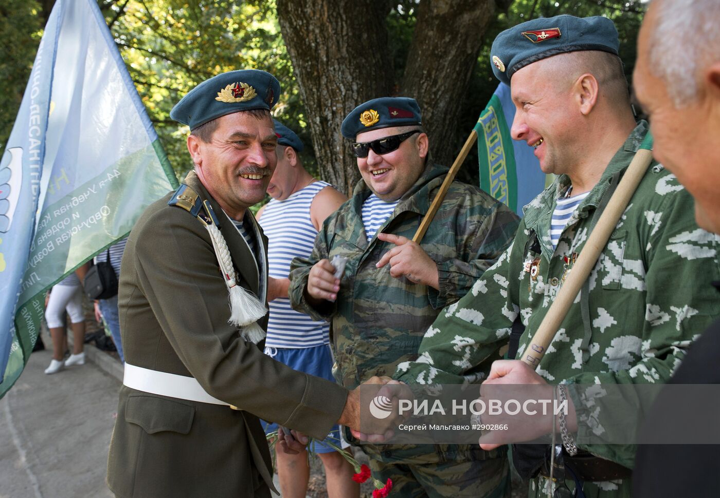 Празднование дня ВДВ в городах России