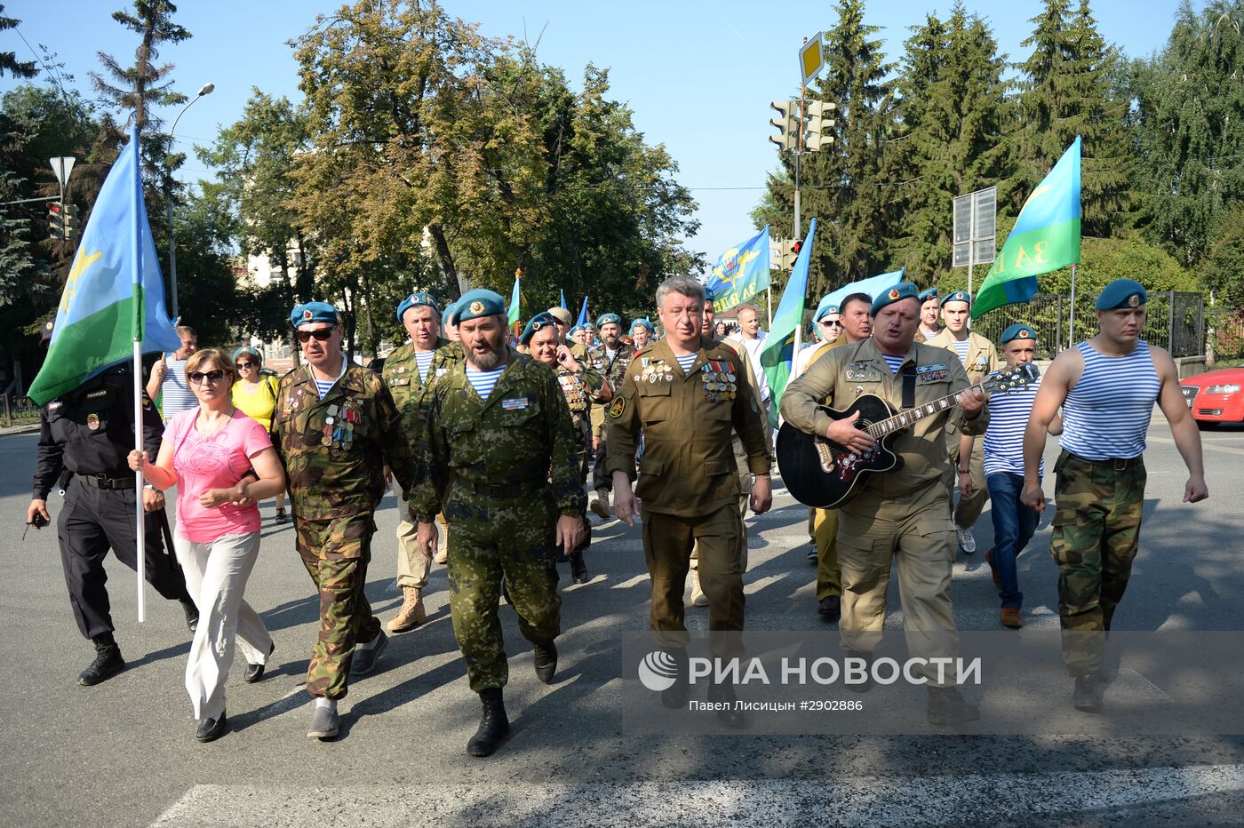 Празднование дня ВДВ в городах России