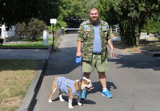 Празднование дня ВДВ в городах России