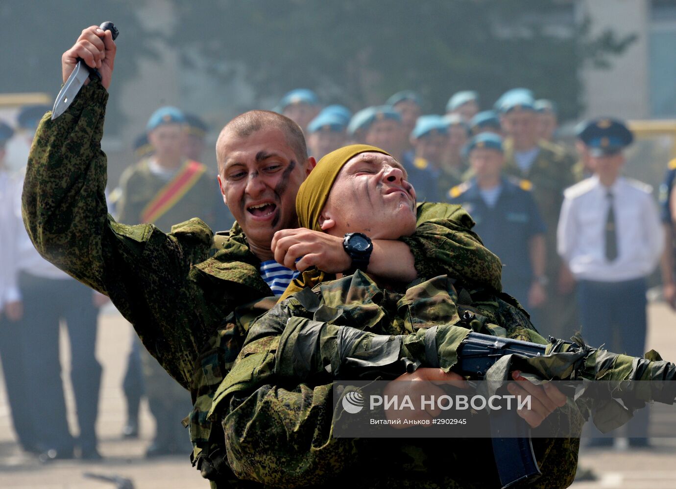 Празднование дня ВДВ в городах России