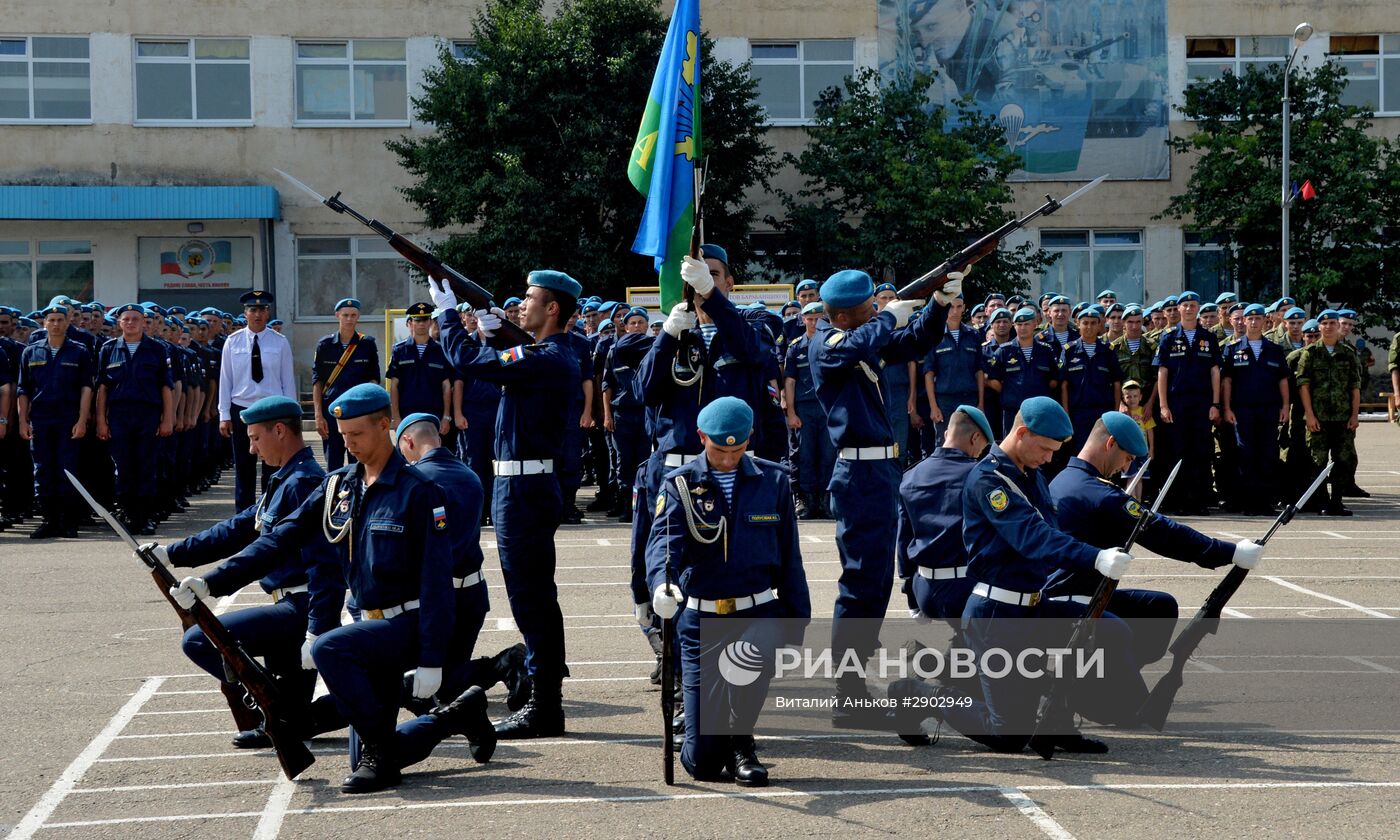 Празднование дня ВДВ в городах России