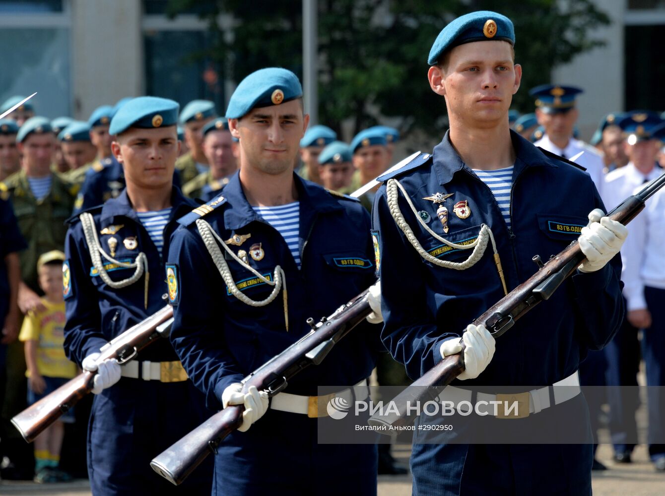 Празднование дня ВДВ в городах России