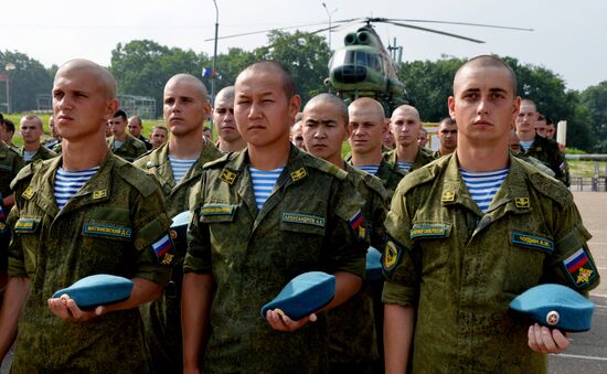 Празднование дня ВДВ в городах России