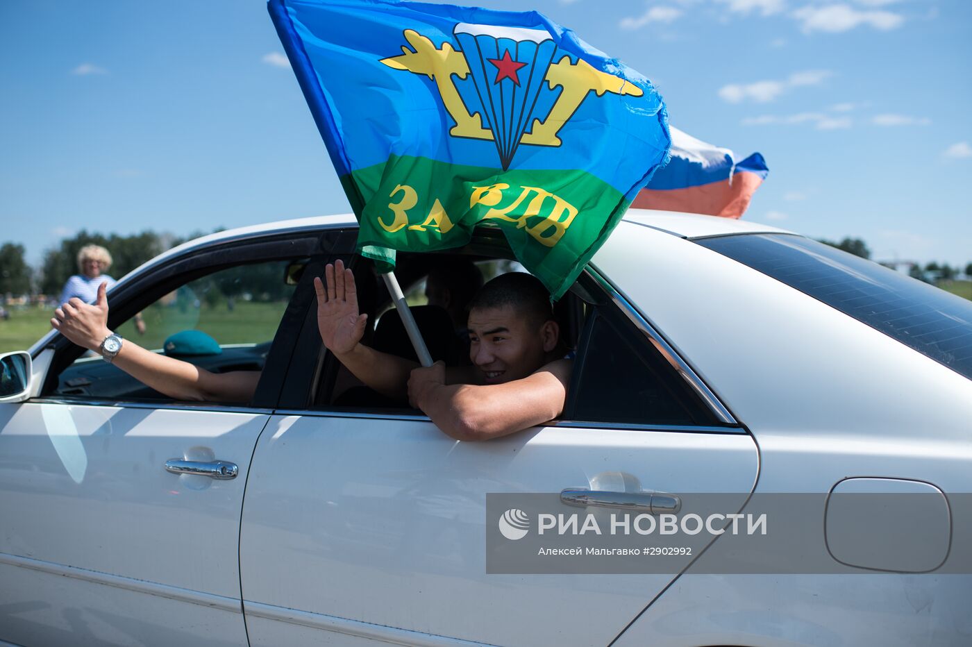 Празднование дня ВДВ в городах России