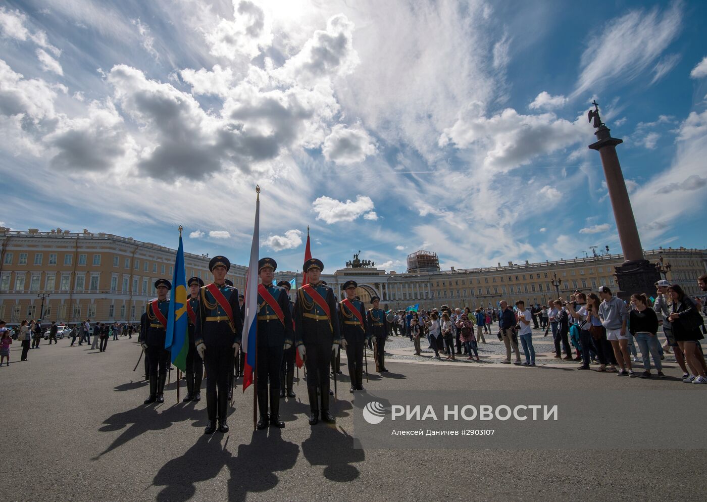 Празднование дня ВДВ в городах России
