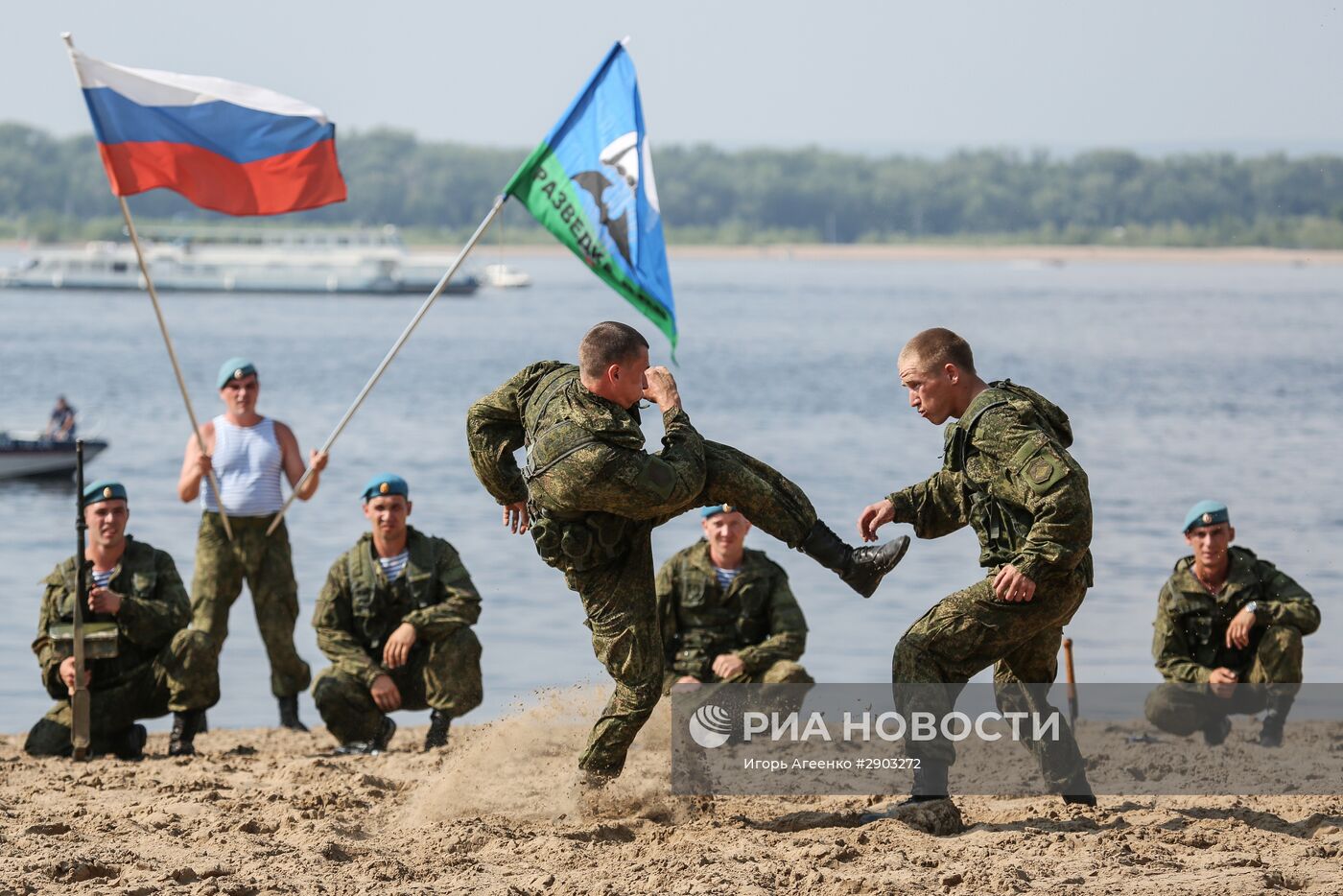 Празднование дня ВДВ в городах России