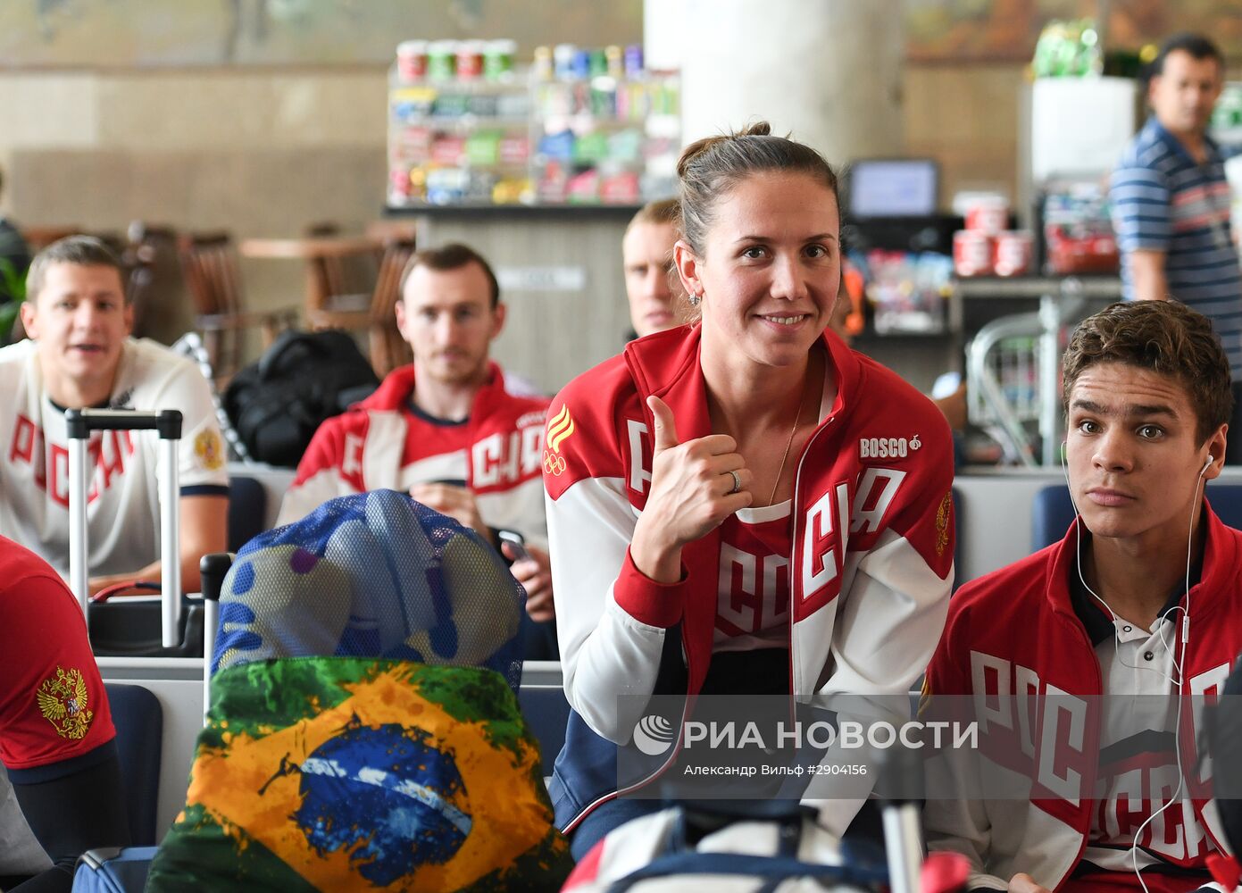 Российские пловцы прилетели на Олимпиаду в Рио-де-Жанейро