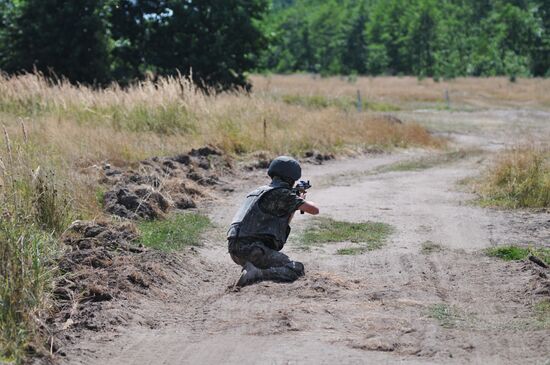 Учения пограничных войск во Львовской области Украины