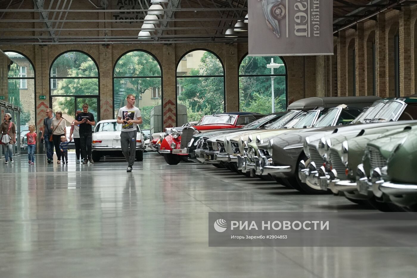 Выставка-продажа ретроавтомобилей Classic Remise Berlin
