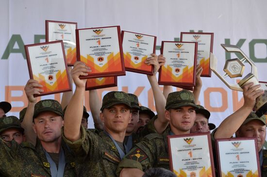 Церемония закрытия "Отличников войсковой разведки" в Новосибирской области