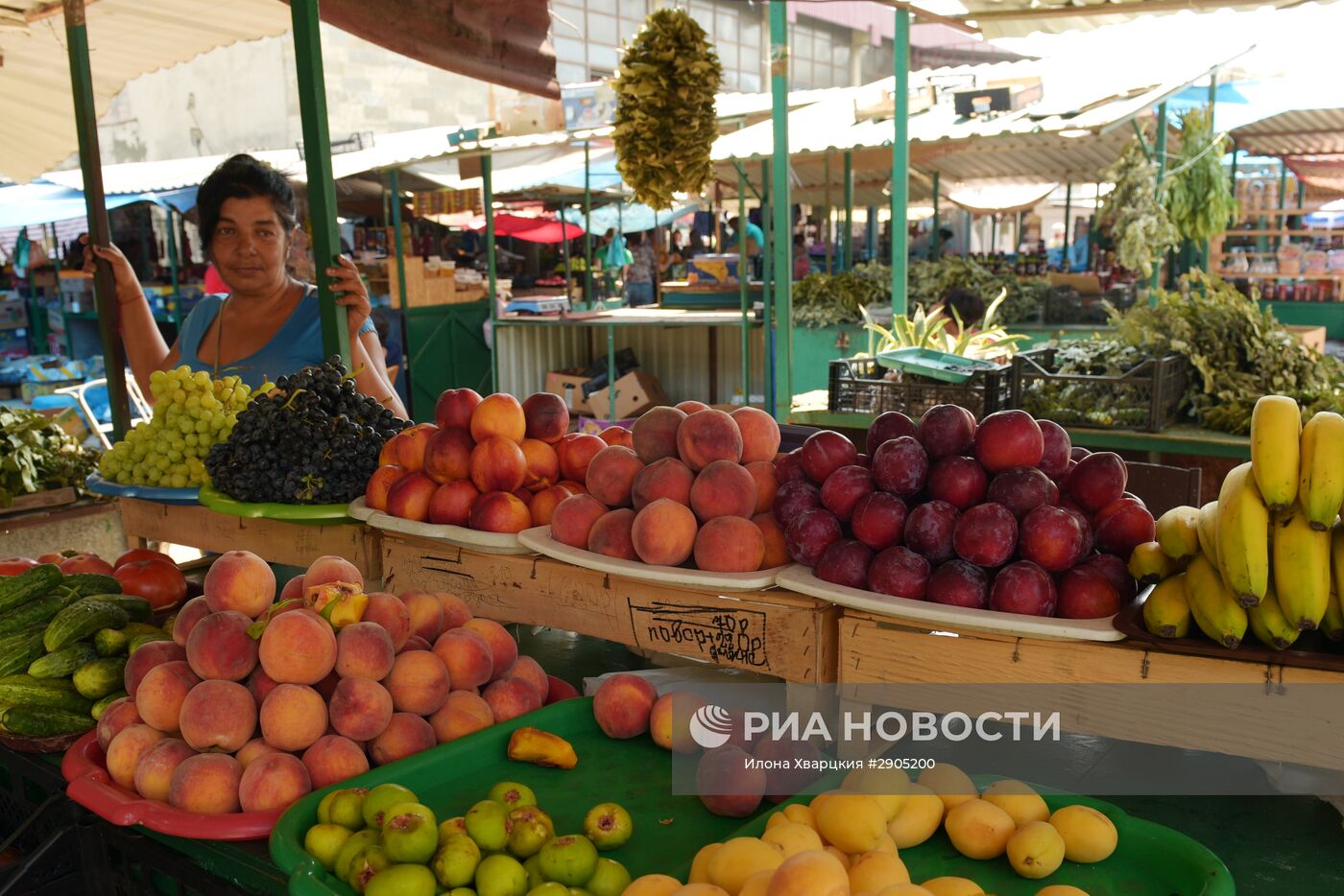 Рыночная торговля в Гаграх