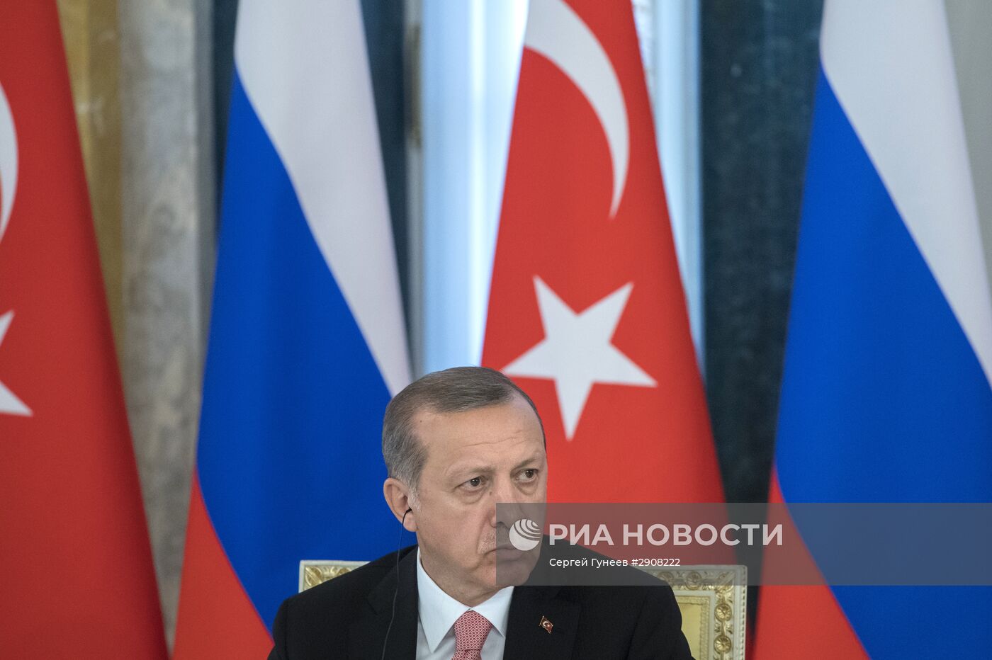 Встреча президентов России и Турции В. Путина и Р. Эрдогана в Санкт-Петербурге