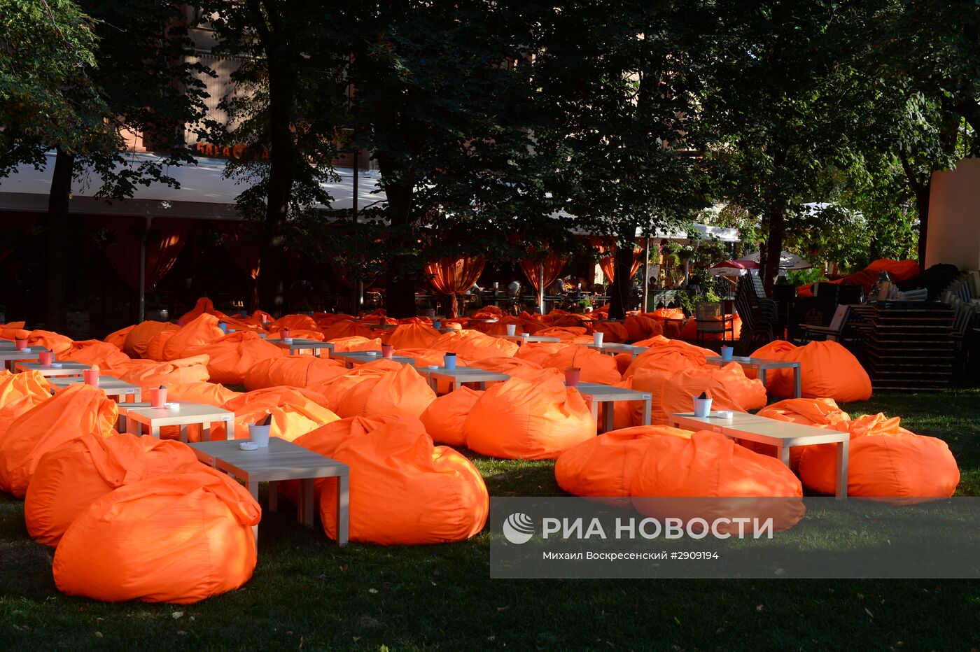 Летние веранды ресторанов и кафе Москвы