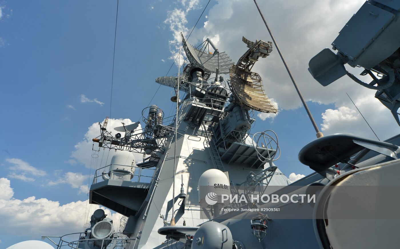 Гвардейский ракетный крейсер "Москва" Черноморского Флота РФ