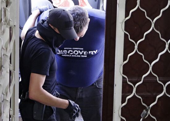 Суд арестовал подозреваемого в организации терактов в Крыму Е. Панова на два месяца