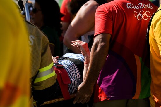 Люди пострадали от падения телекамеры в Олимпийском парке