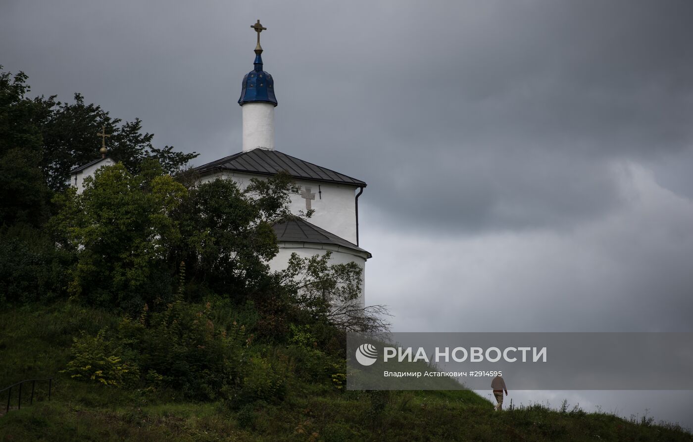 Деревня Изборск в Псковской области