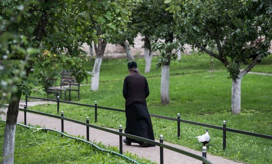 Свято-Успенский Псково-Печерский монастырь в Псковской области