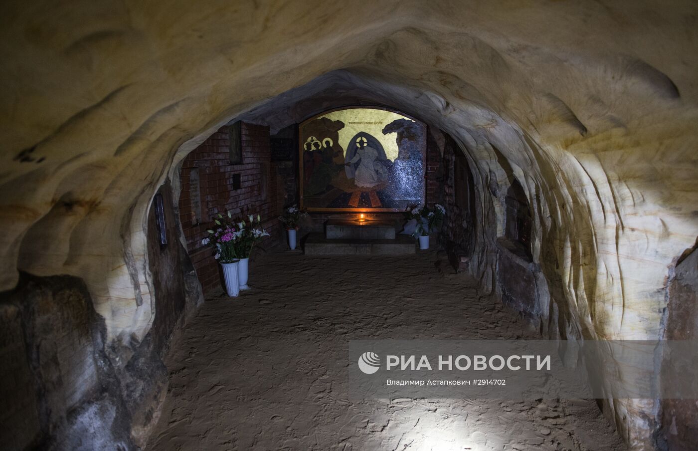 Свято-Успенский Псково-Печерский монастырь в Псковской области