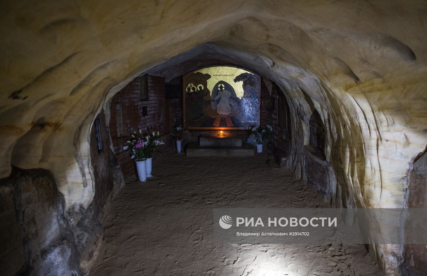 Свято-Успенский Псково-Печерский монастырь в Псковской области