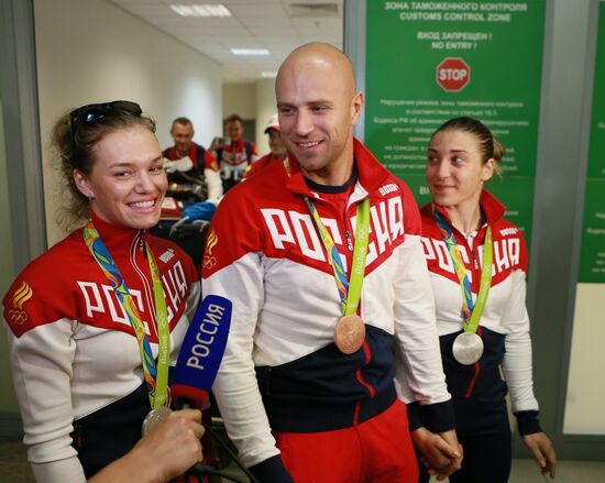Прилет спортсменов сборной России с Олимпиады в Рио-де-Жанейро