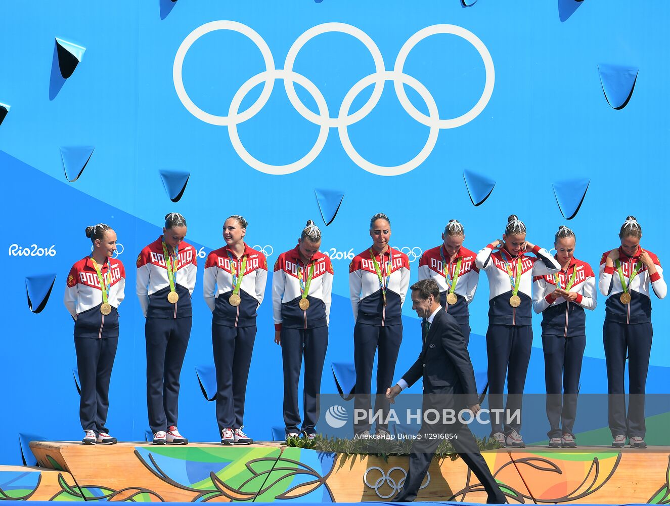 Олимпиада 2016. Синхронное плавание. Группы. Произвольная программа