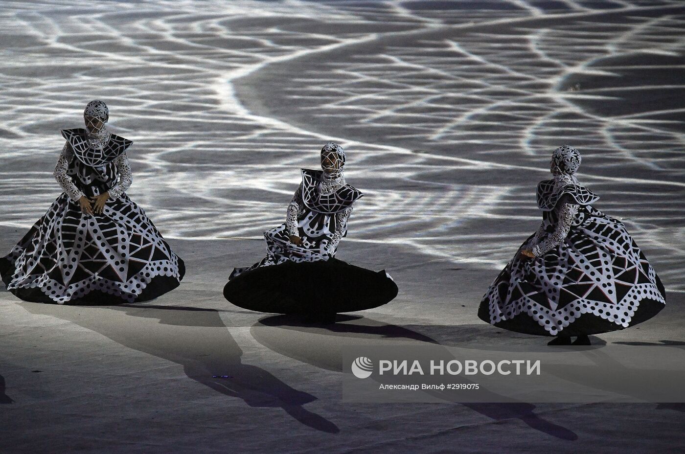 Церемония закрытия XXXI летних Олимпийских игр в Рио-де-Жанейро