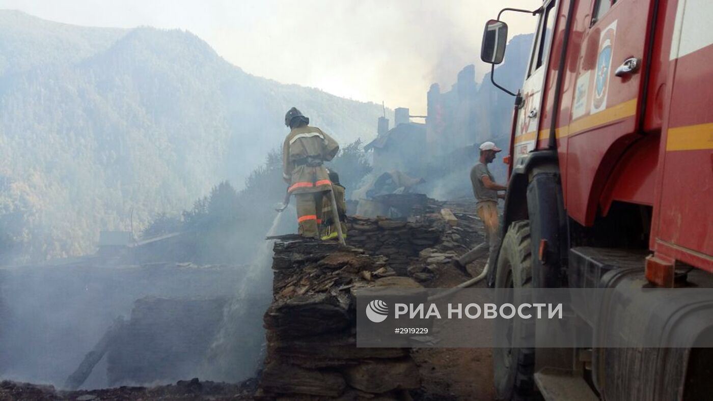 Последствия пожара в дагестанском селе Мокок