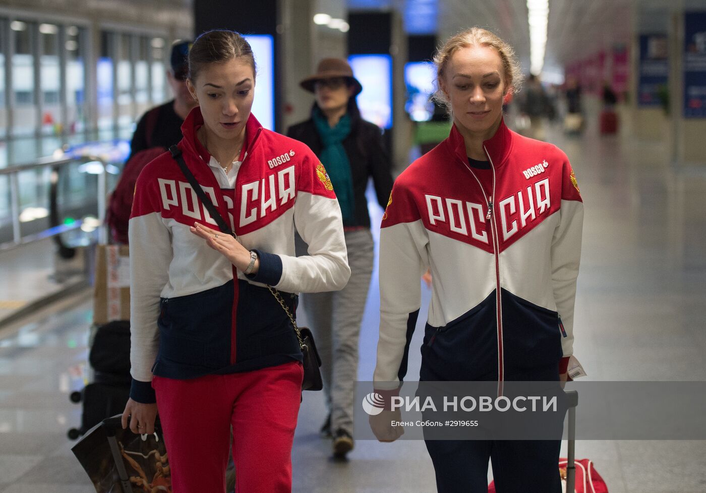 Олимпийская сборная России вылетела в Москву