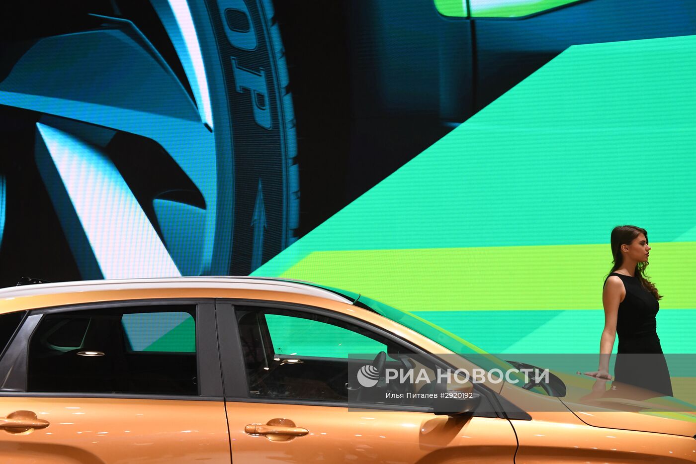 Московский международный автомобильный салон-2016. День первый