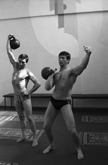 Эксперимент "Гипокенезия"