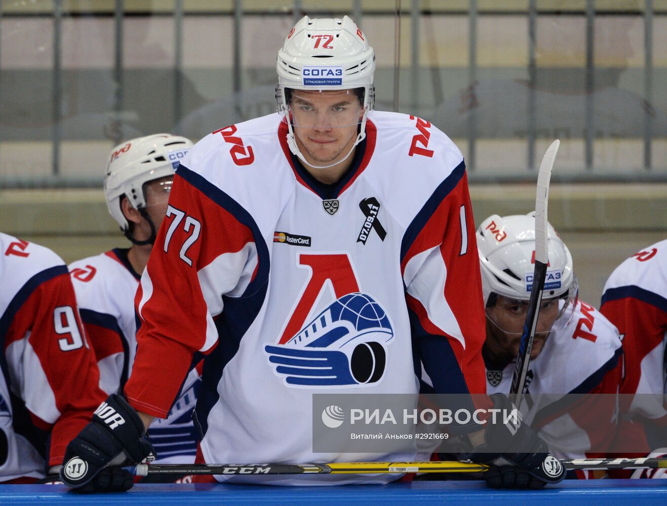 Хоккей. КХЛ. Матч "Адмирал" - "Локомотив"