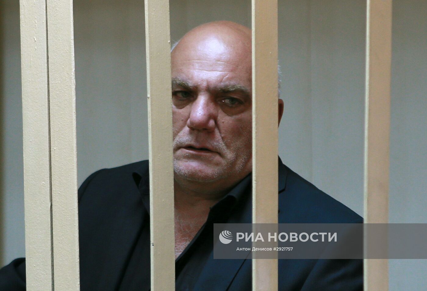 Рассмотрение ходатайства следствия об аресте Арама Петросяна