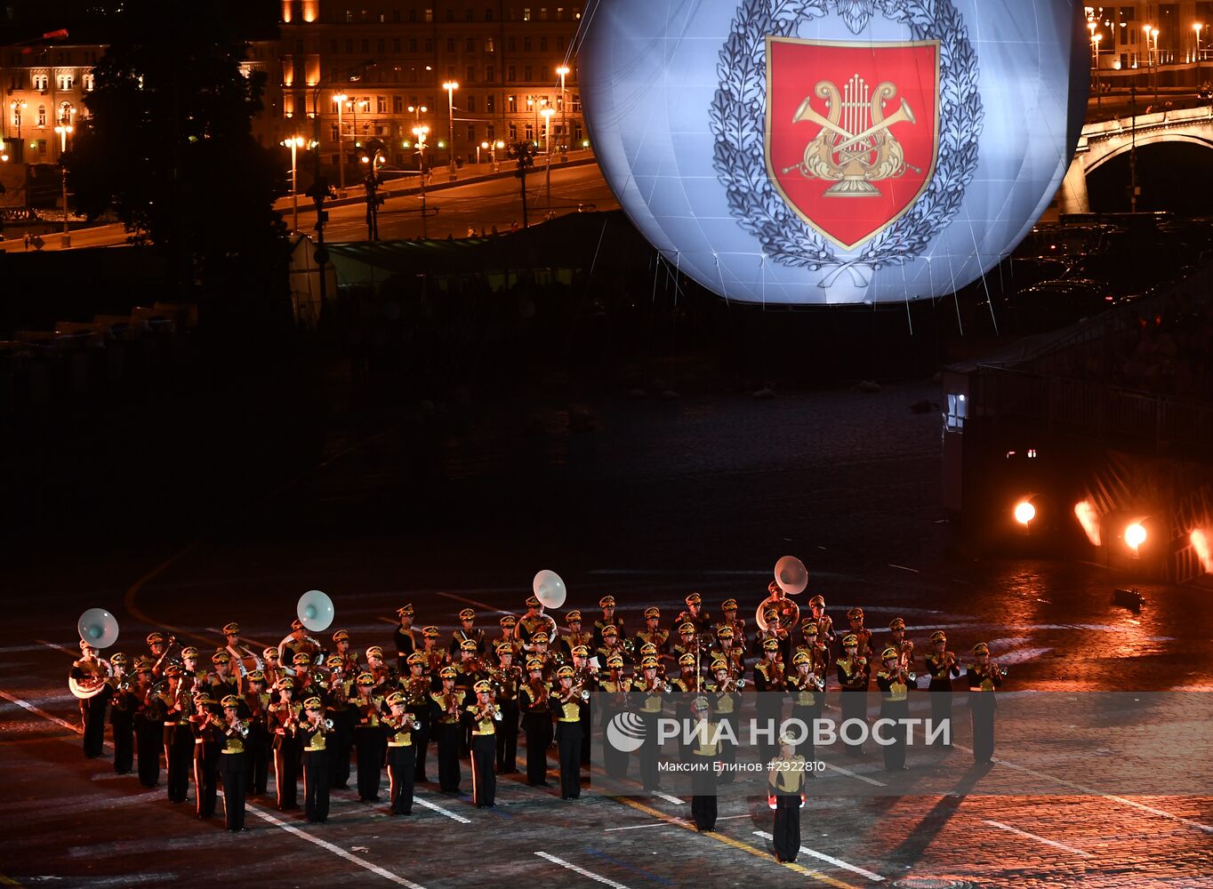 Открытие Международного военно-музыкального фестиваля "Спасская башня - 2016"