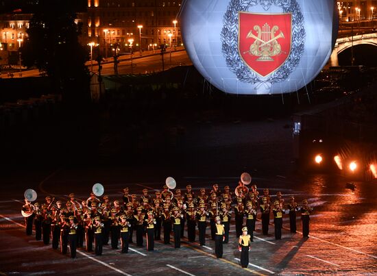 Открытие Международного военно-музыкального фестиваля "Спасская башня - 2016"