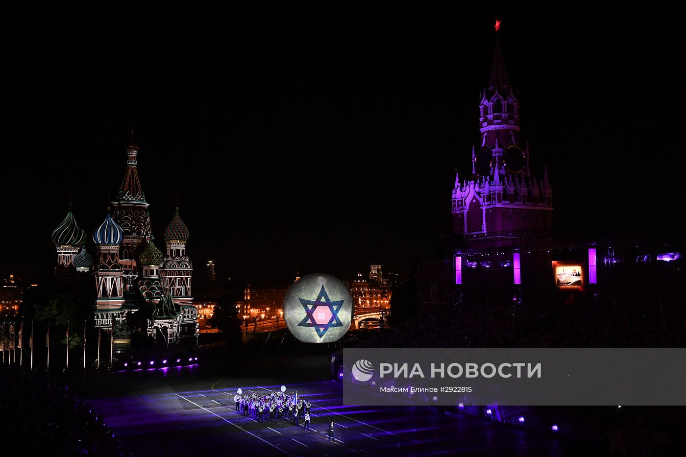 Открытие Международного военно-музыкального фестиваля "Спасская башня - 2016"