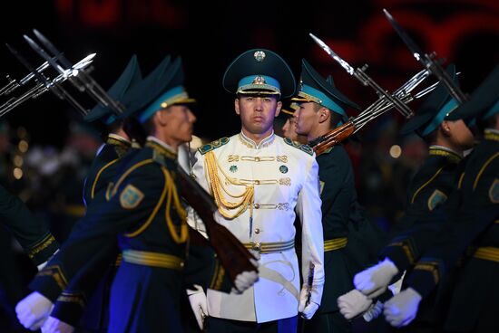 Открытие Международного военно-музыкального фестиваля "Спасская башня - 2016"