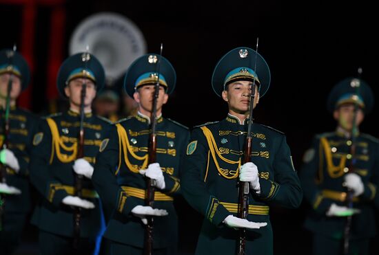 Открытие Международного военно-музыкального фестиваля "Спасская башня - 2016"