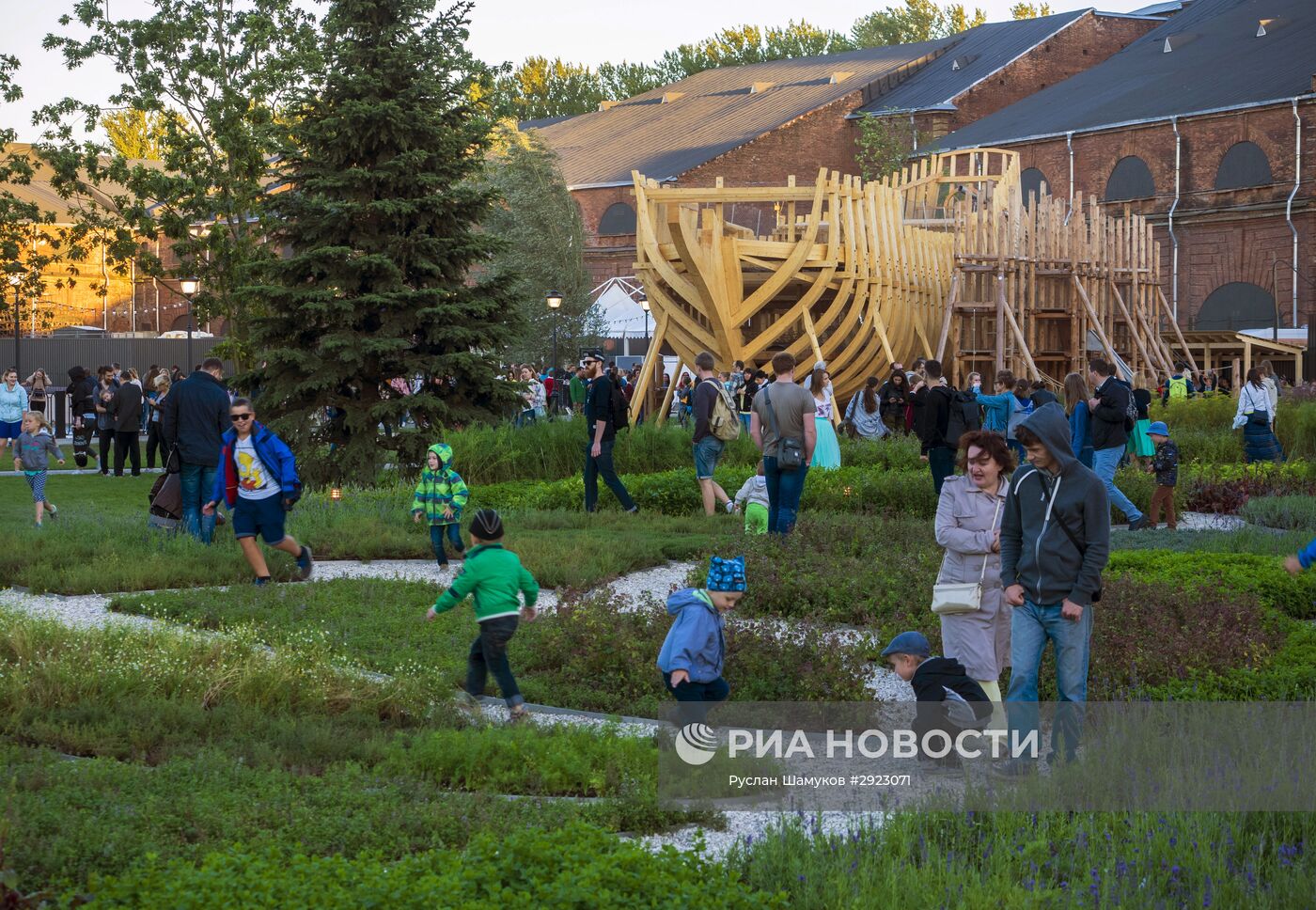 Открытие культурного пространства "Новая Голландия" в Санкт-Петербурге
