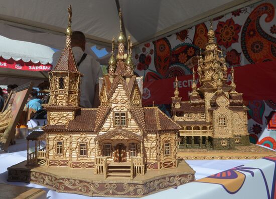 V Межрегиональный фестиваль славянского искусства "Русское поле"