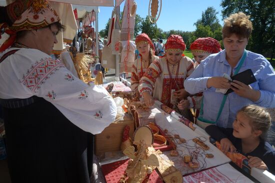 V Межрегиональный фестиваль славянского искусства "Русское поле"