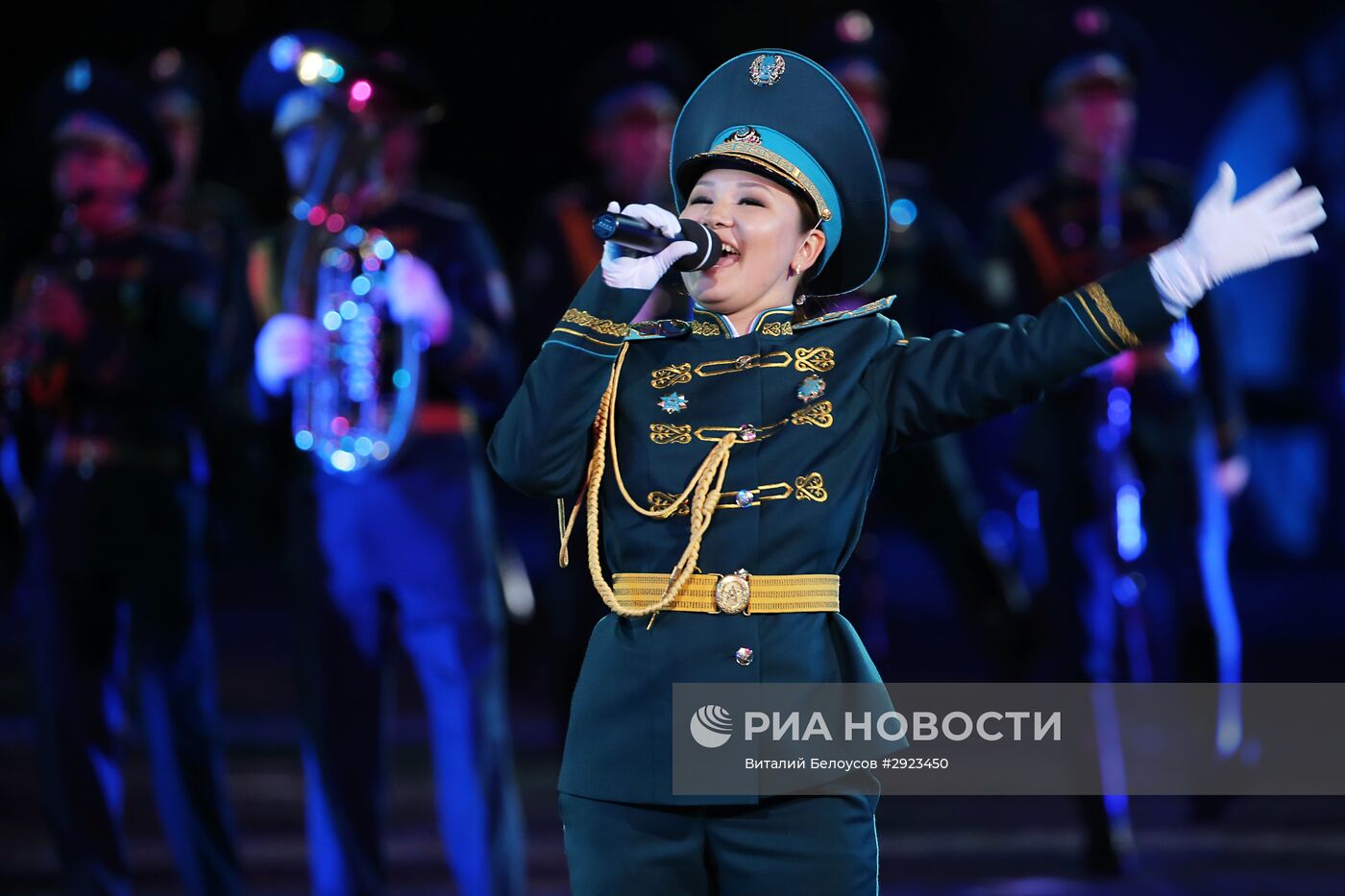 Международный военно-музыкальный фестиваль "Спасская башня - 2016". День второй