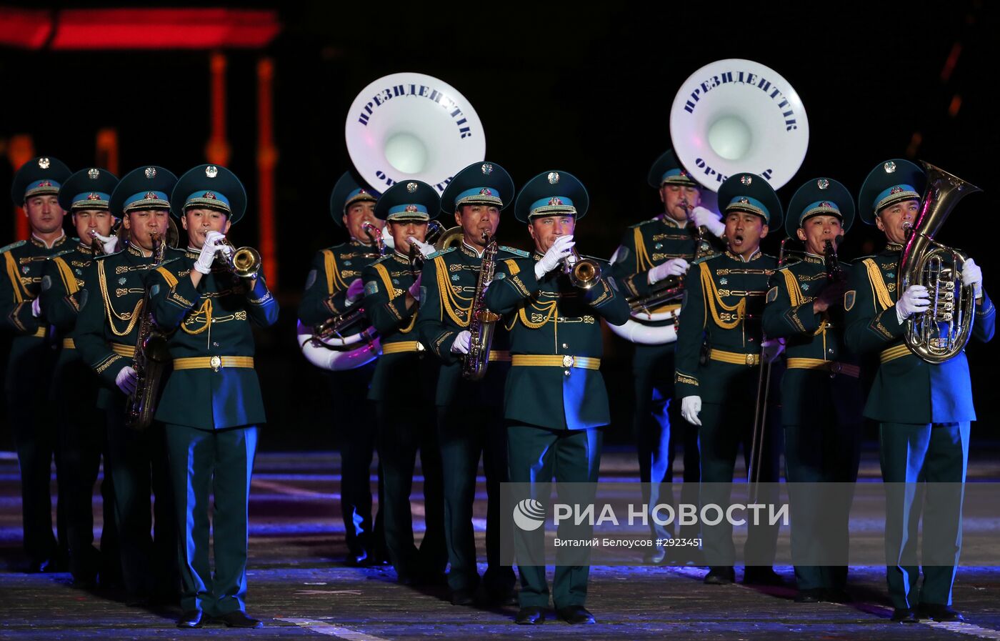 Международный военно-музыкальный фестиваль "Спасская башня - 2016". День второй