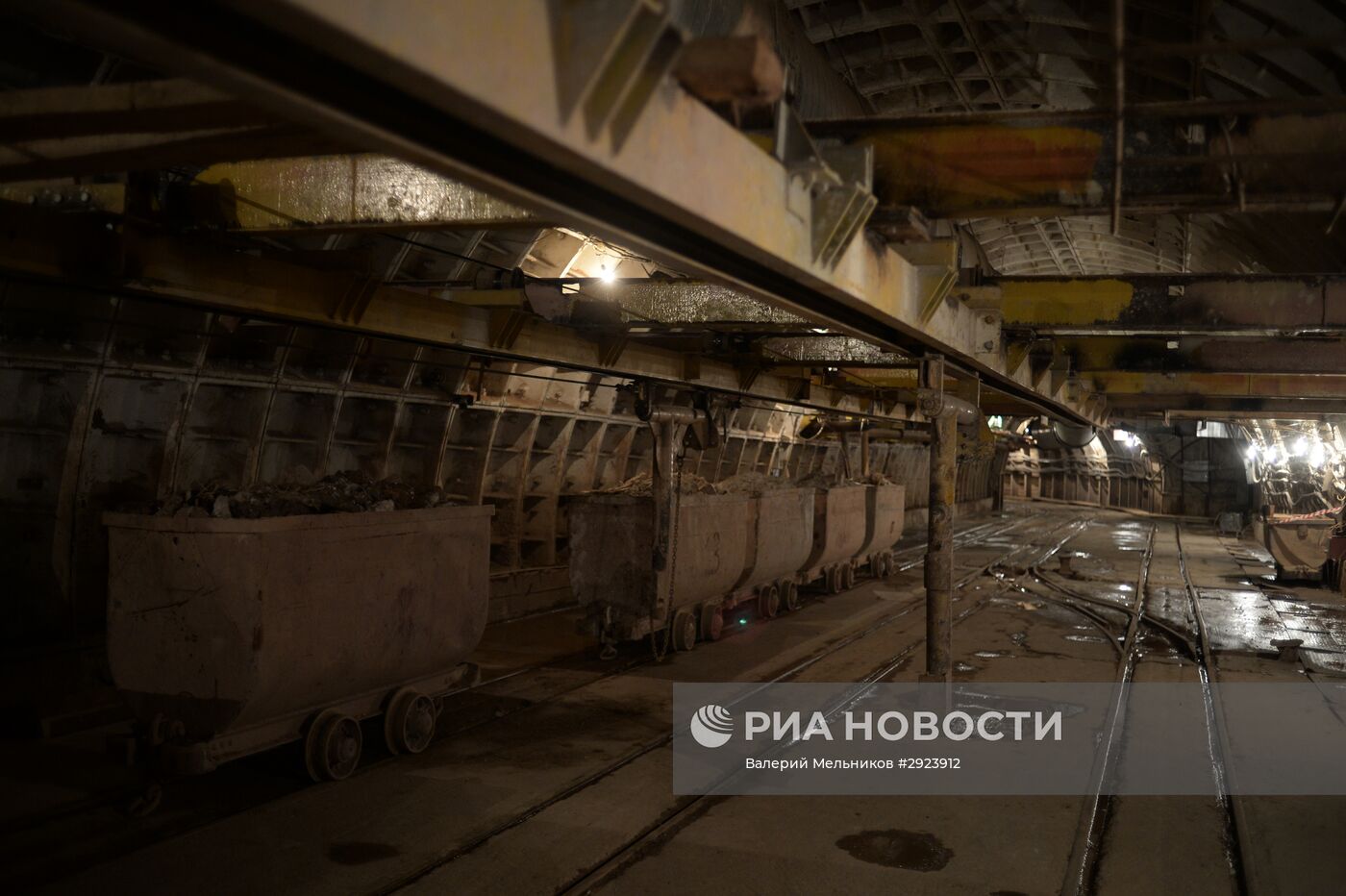 Строительство станции метро "Окружная" в Москве
