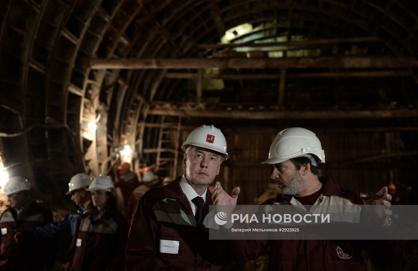 Строительство станции метро "Окружная" в Москве