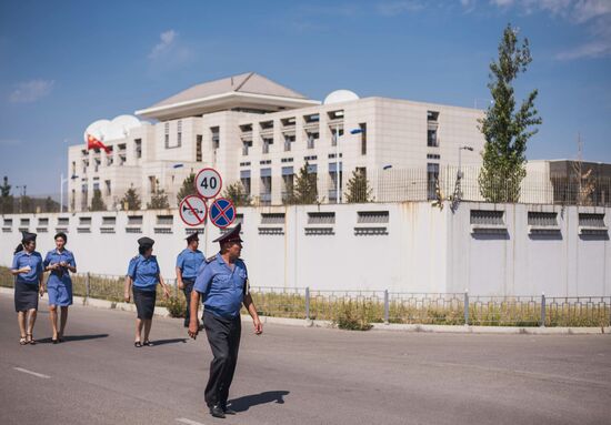 Взрыв у здания китайского посольства в Бишкеке